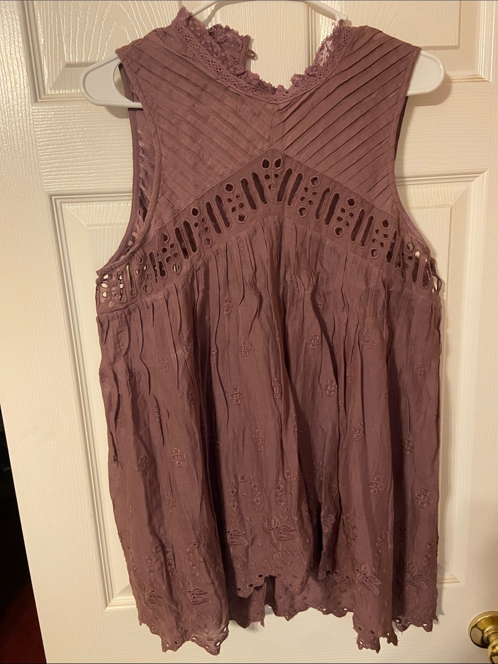 Free People Mauve Lace-Trim Eyelet Sleeveless Tunic